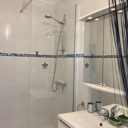 2, Héliopolis D Au Village Naturiste Apartamento
